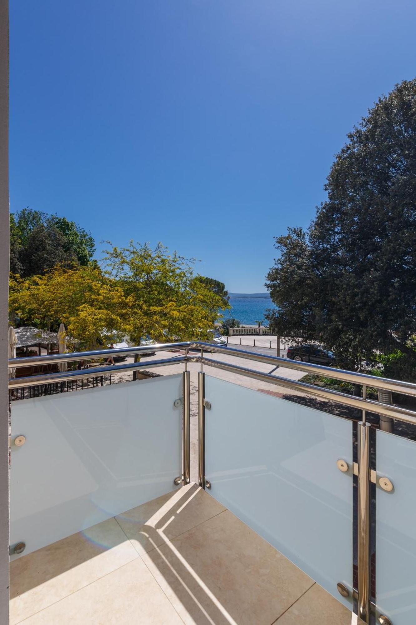 Apartmani Simi - The Wave Цриквеница Экстерьер фото